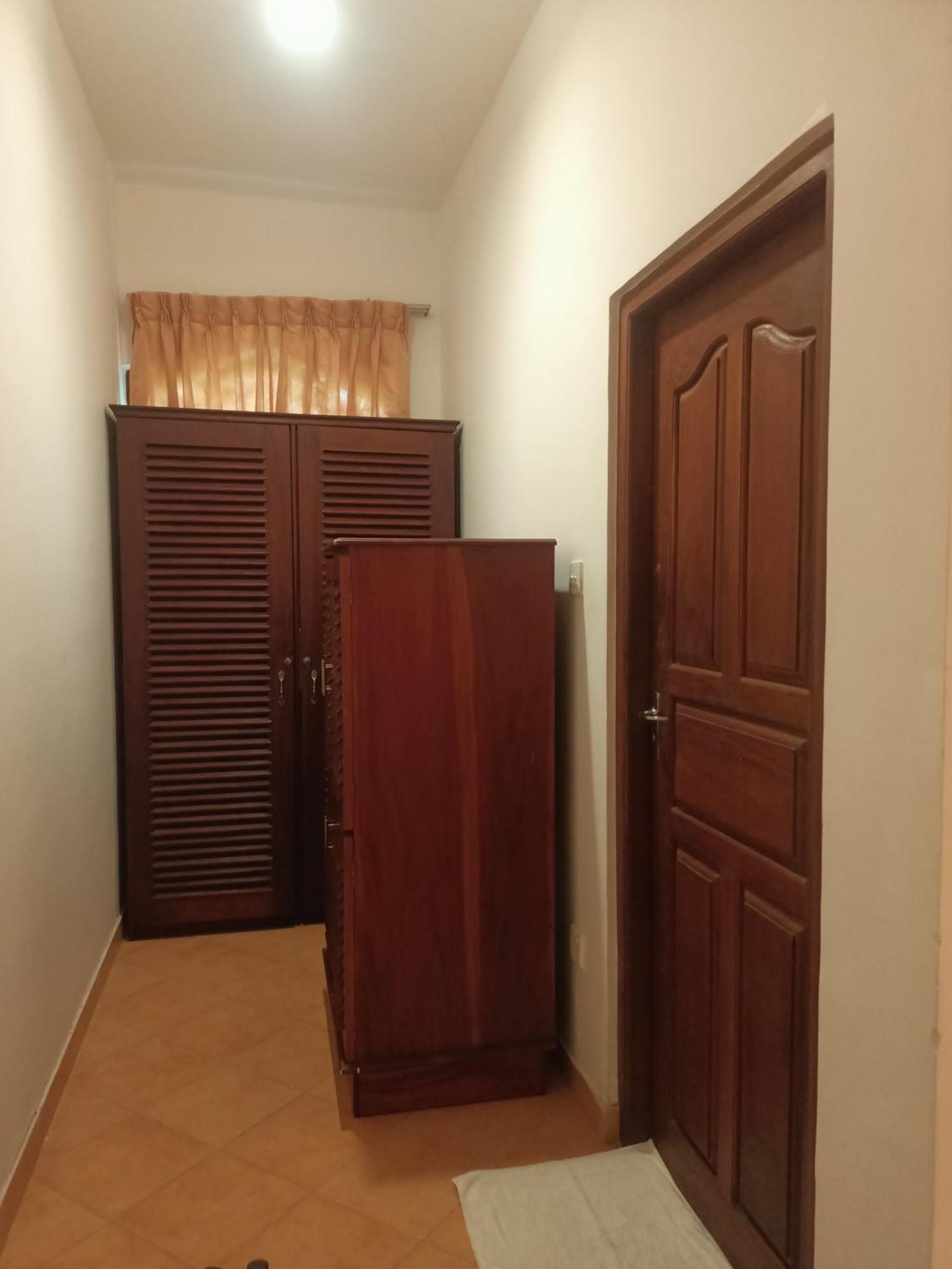 Sandali Walauwa Bentota Esterno foto