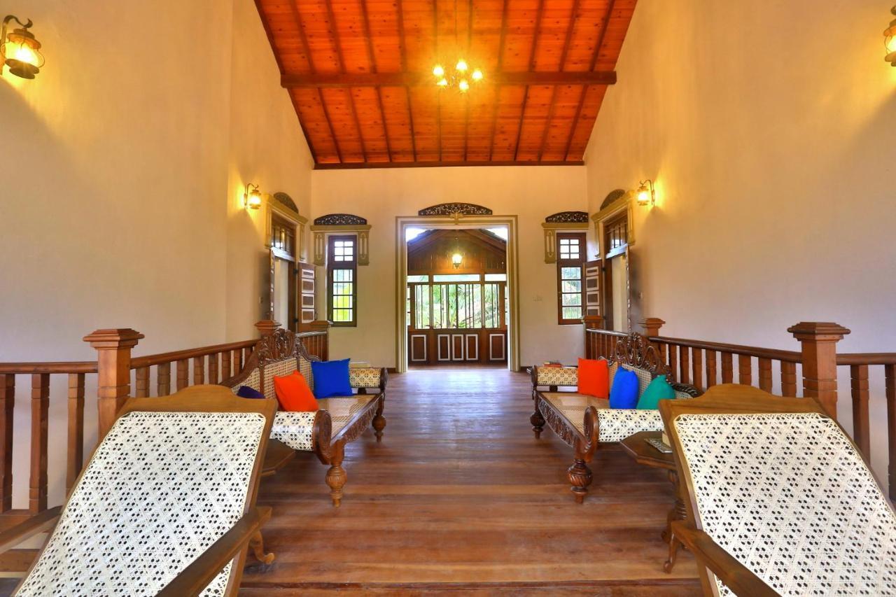 Sandali Walauwa Bentota Esterno foto