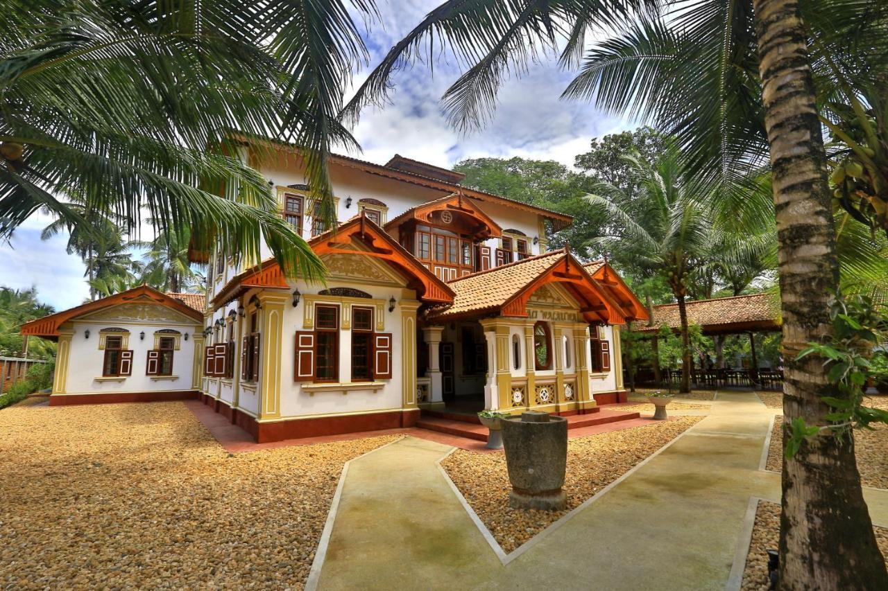Sandali Walauwa Bentota Esterno foto